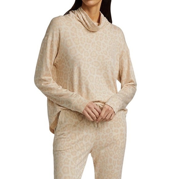 Splendid Cowl Neck Pullover Top Oatmeal Leopard Large NEW - Picture 2 of 9